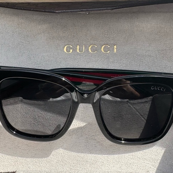 GUCCI GLASSES GG EXCELLENT CONDITION. - Picture 6 of 6